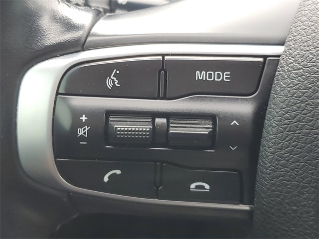 Vehicle image 22 of 30