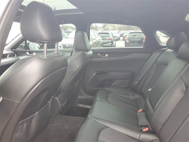Vehicle image 9 of 30