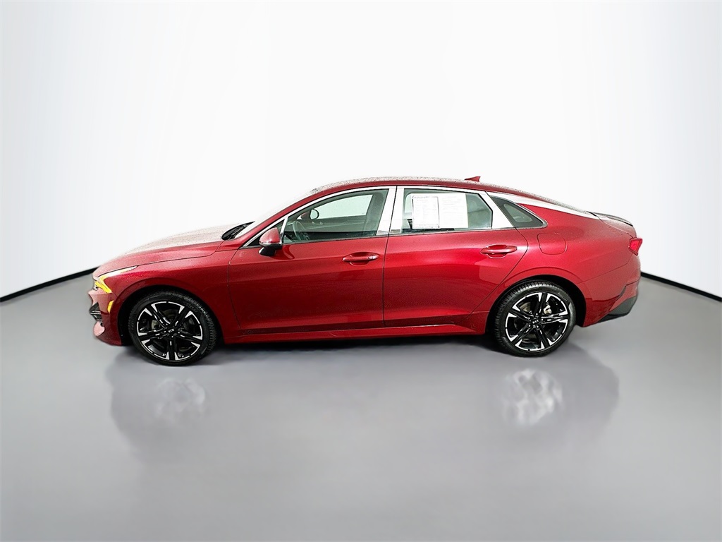 Vehicle image 2 of 30