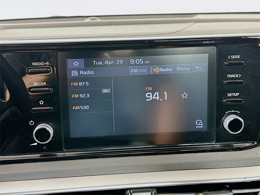Vehicle image 14 of 30