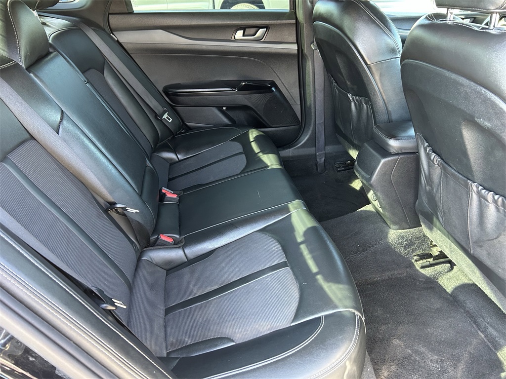 2021 Kia K5 GT-Line Image 10 of 31