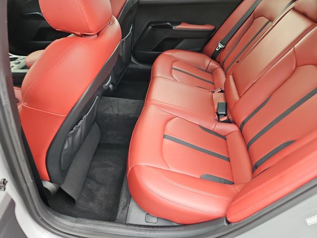 Vehicle image 12 of 34