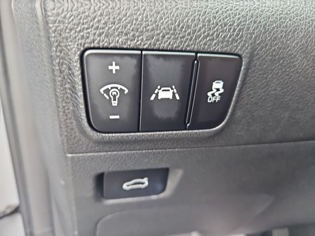 Vehicle image 34 of 34