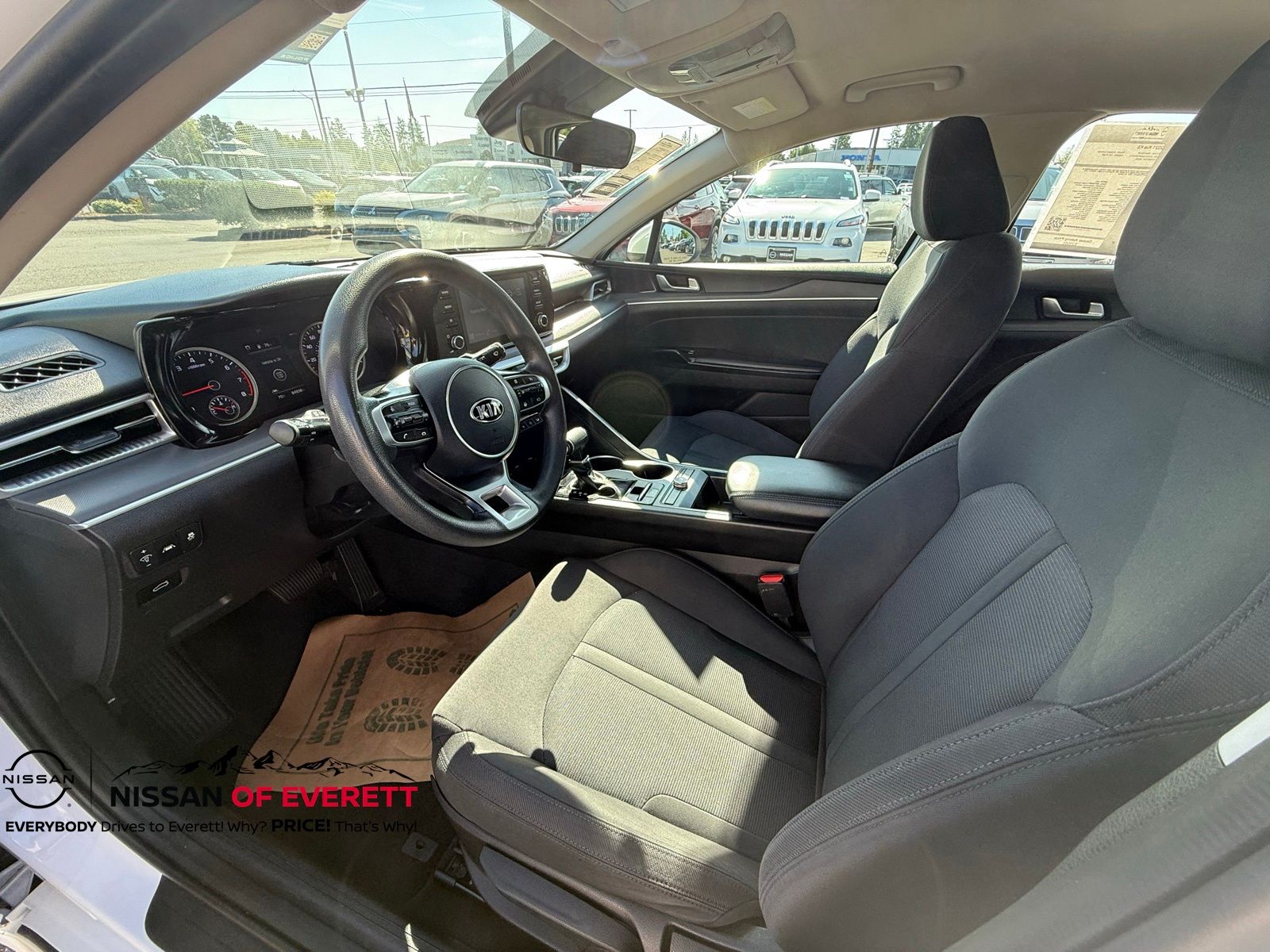 Vehicle image 12 of 22