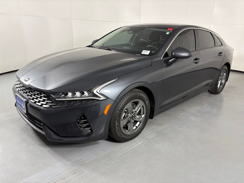 2021 Kia K5 LXS Image 1 of 36