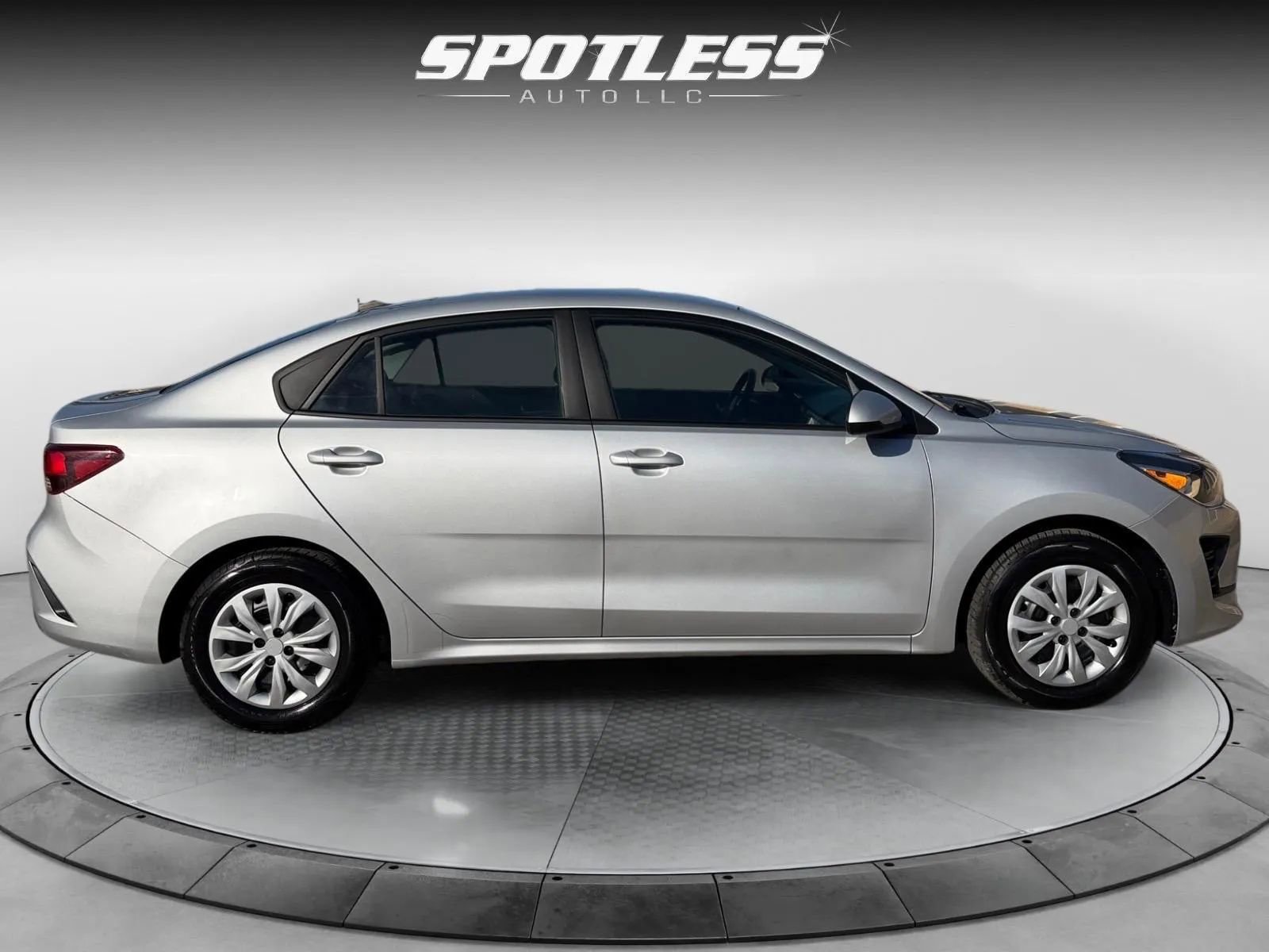 2021 Kia Rio S Image 6 of 26