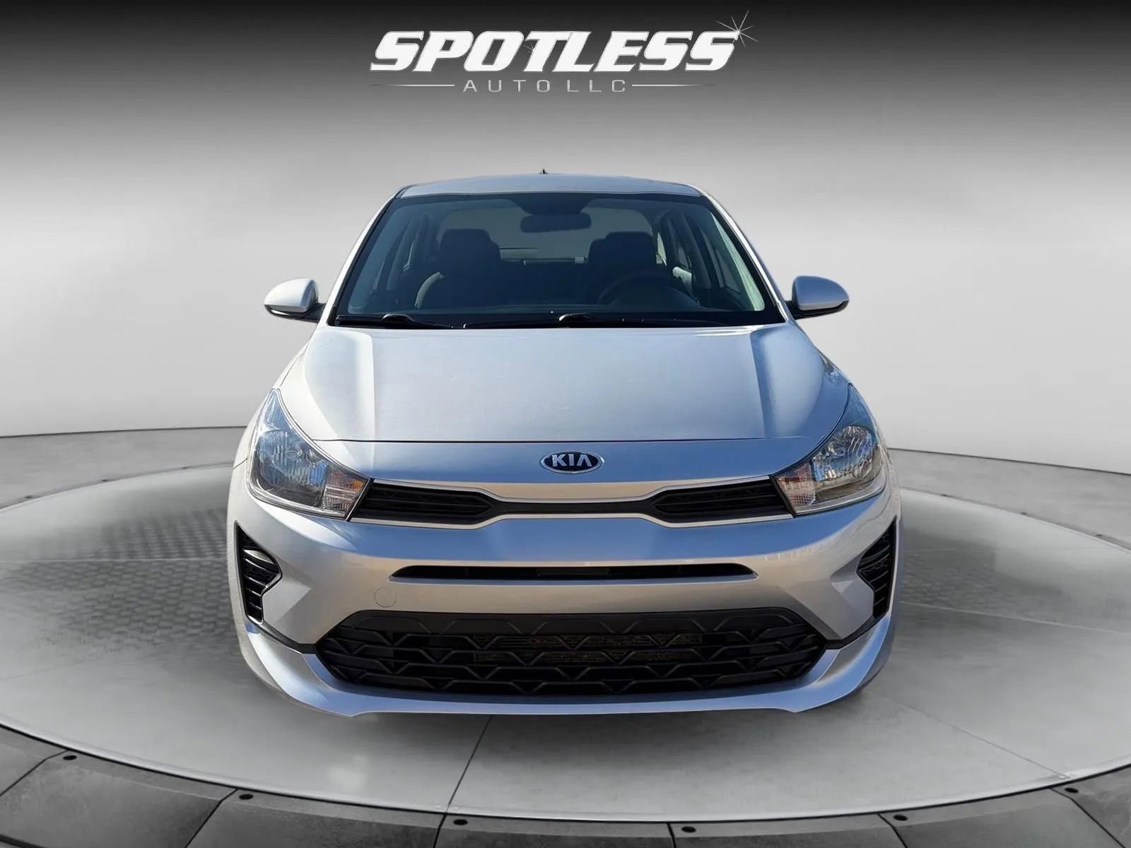 2021 Kia Rio S Image 3 of 26