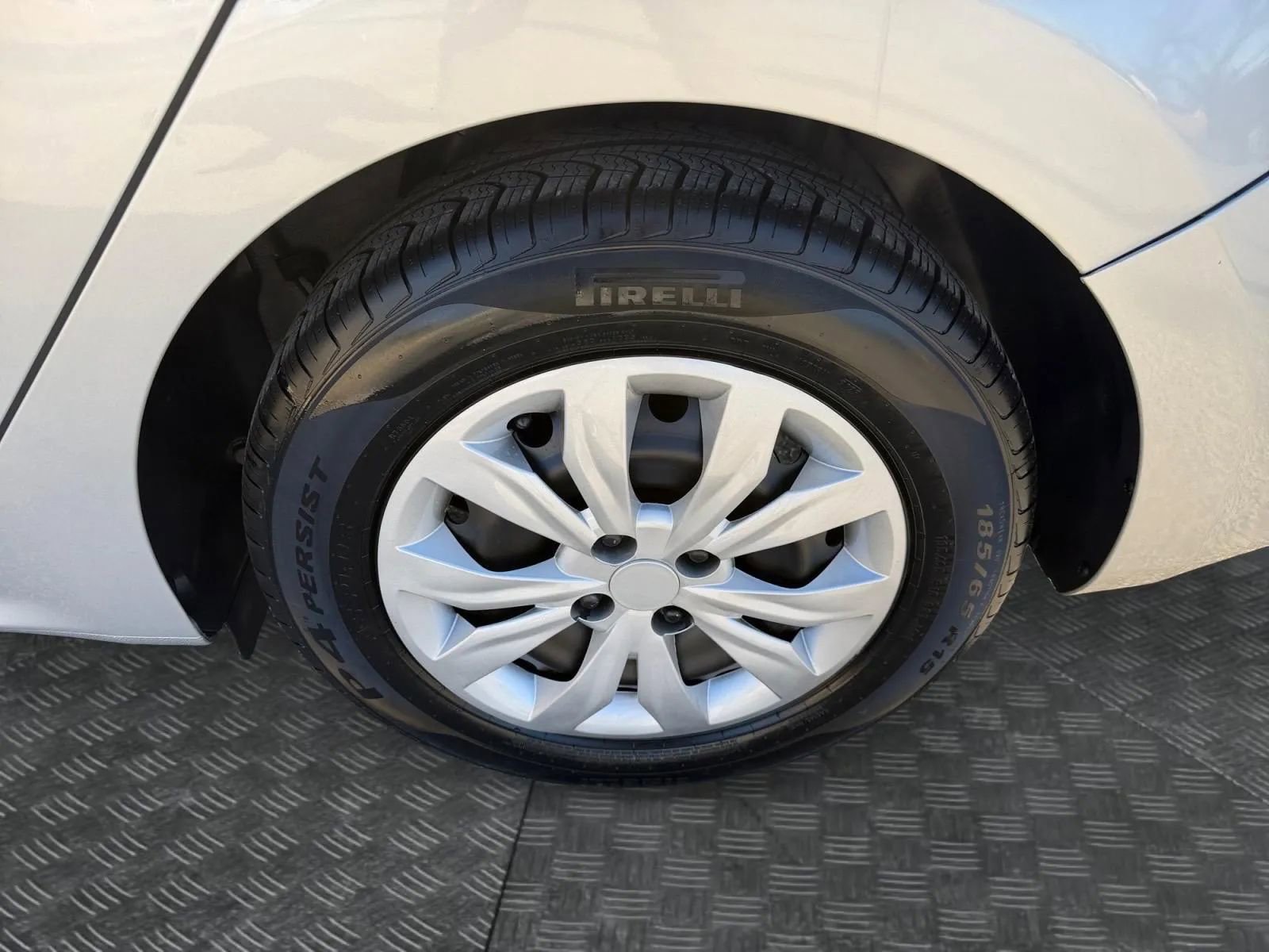 2021 Kia Rio S Image 13 of 26