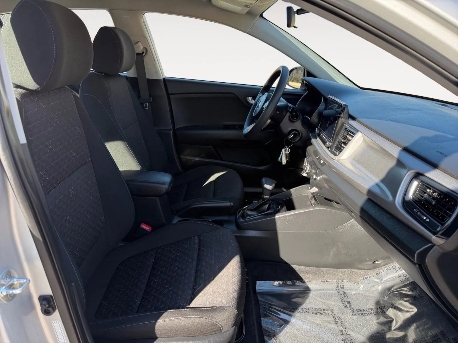 2021 Kia Rio S Image 16 of 26