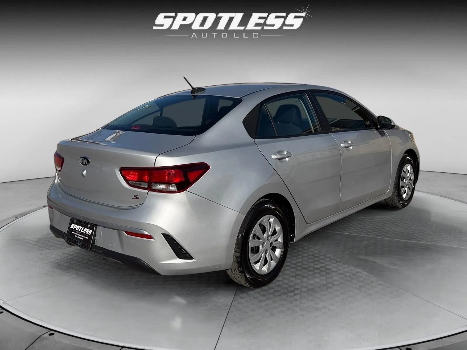 2021 Kia Rio S Image 7 of 26