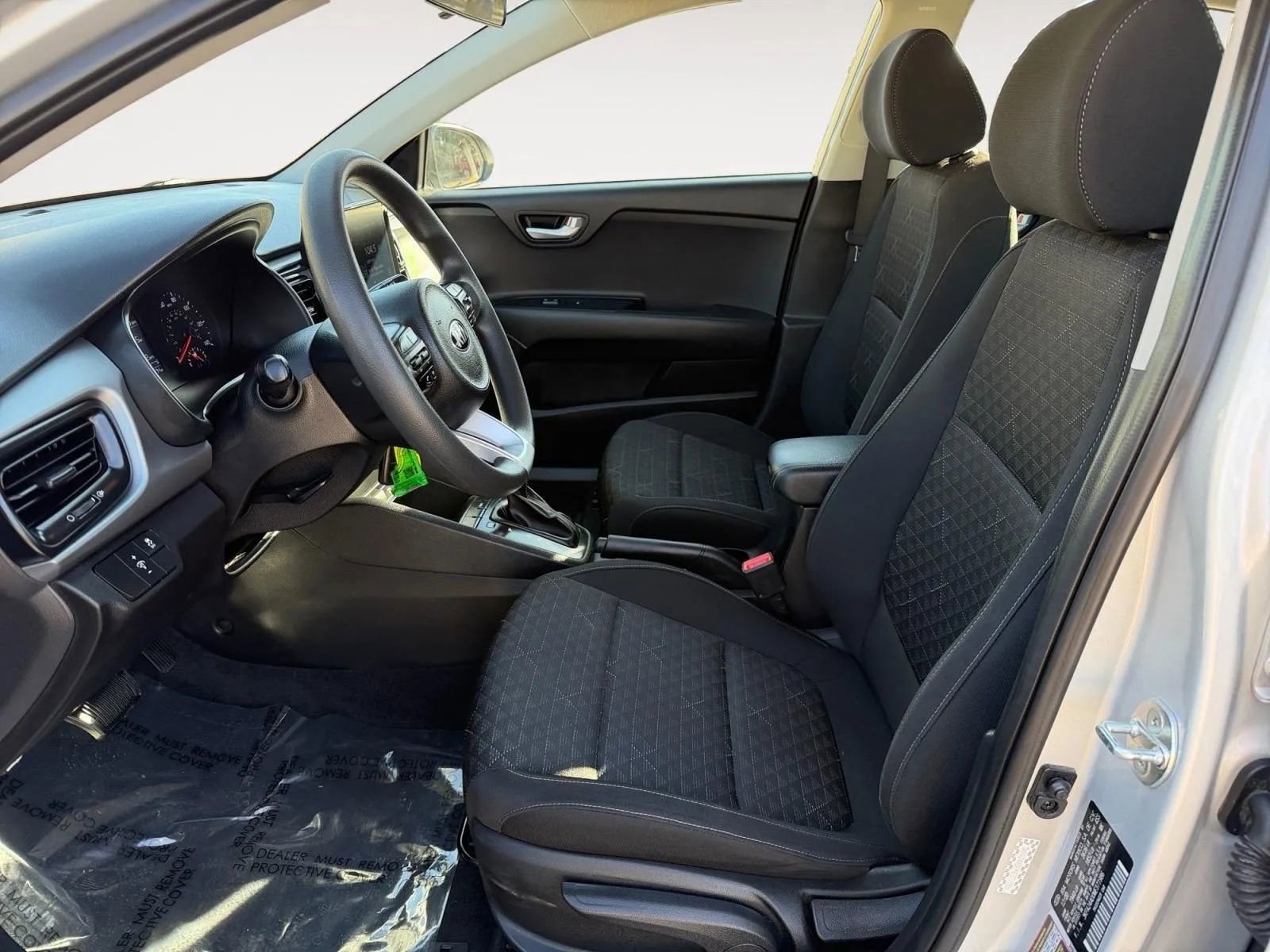 2021 Kia Rio S Image 17 of 26