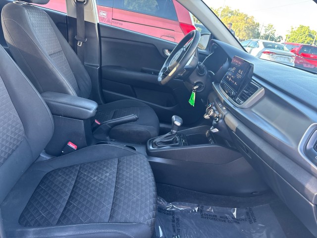 Vehicle image 13 of 20