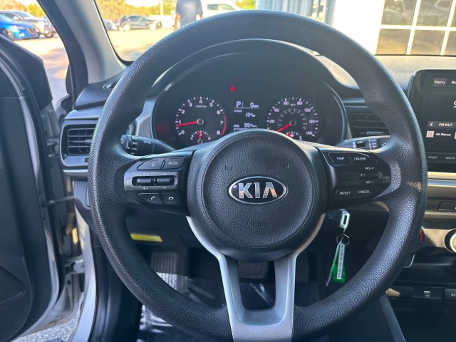 Vehicle image 14 of 20