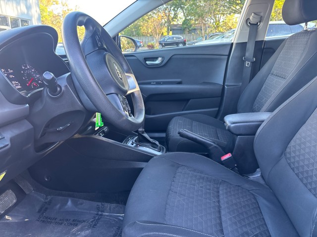 Vehicle image 10 of 20
