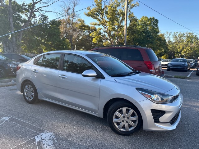 Vehicle image 6 of 20