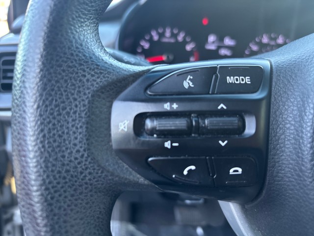 Vehicle image 16 of 20