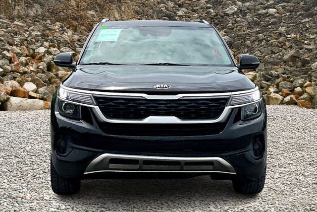 Vehicle image 2 of 33