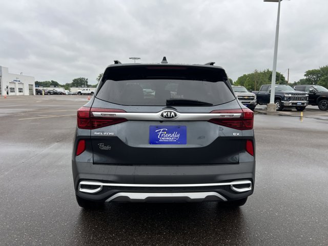 Vehicle image 6 of 36