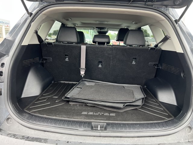 Vehicle image 10 of 36