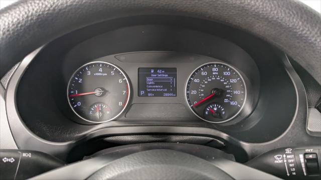 Vehicle image 14 of 35