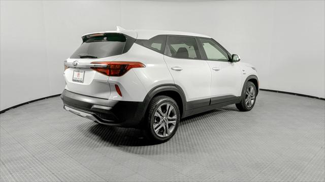 Vehicle image 3 of 35