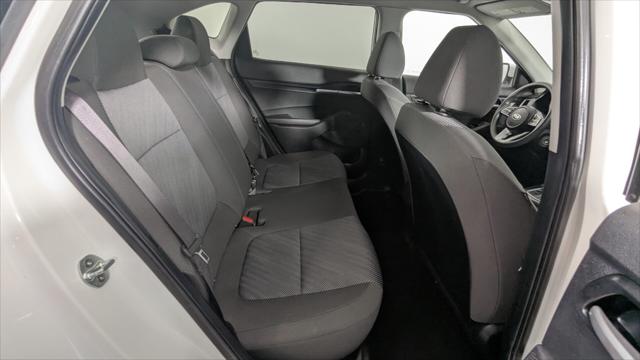 Vehicle image 27 of 35