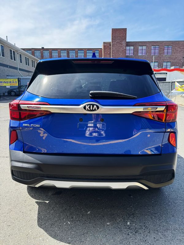 Vehicle image 5 of 15