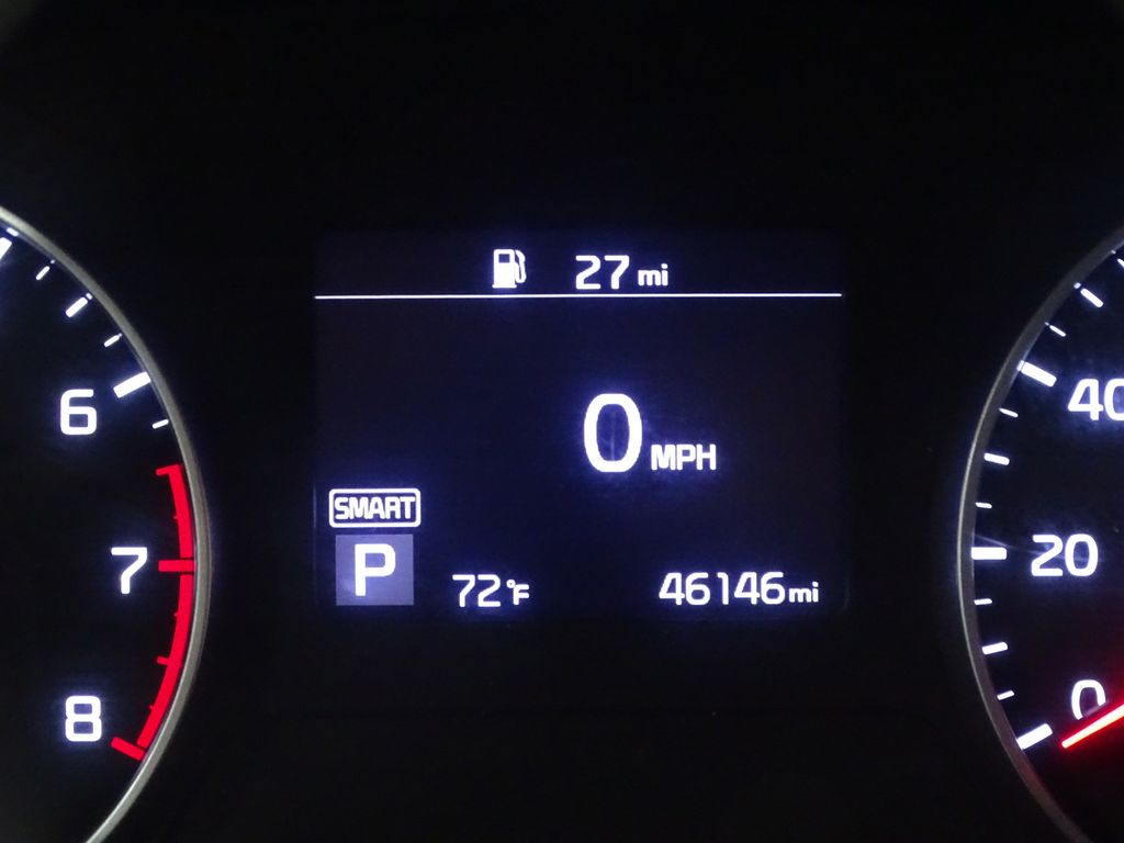 Vehicle image 23 of 26