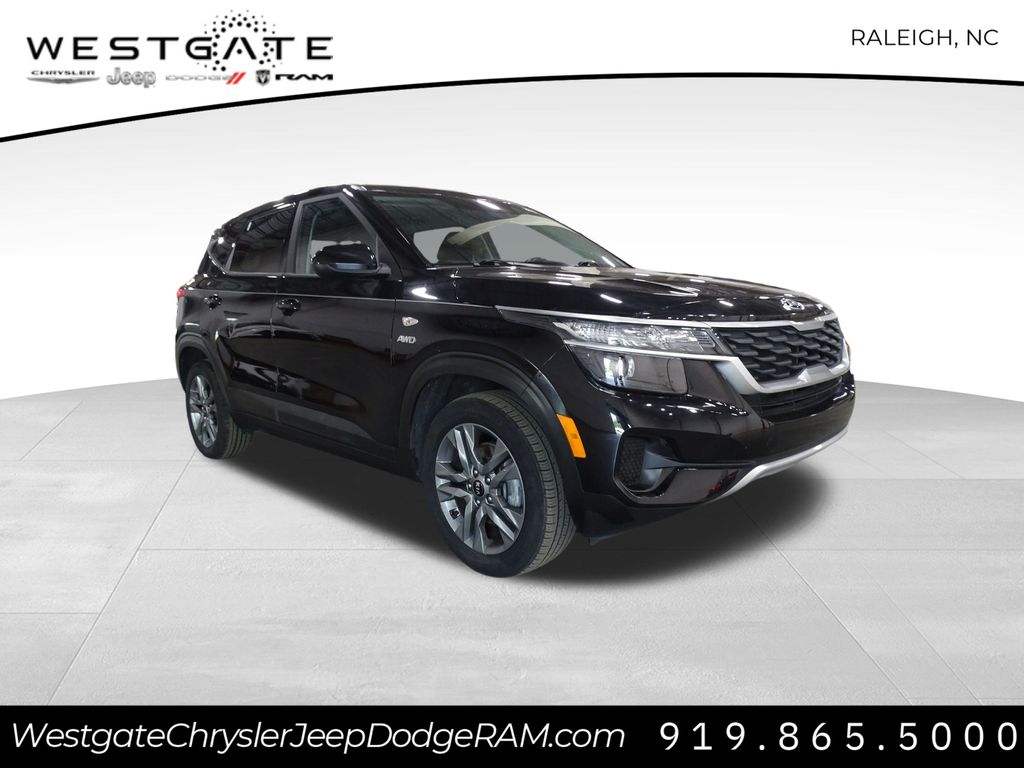 Vehicle image 3 of 26