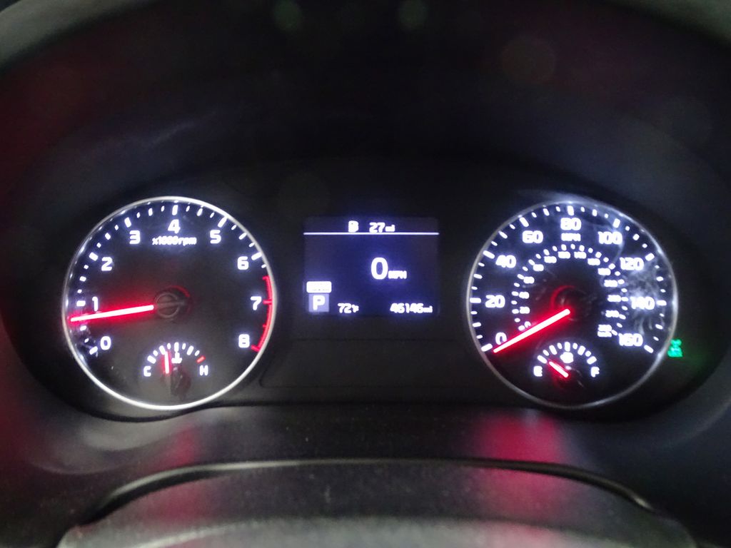 Vehicle image 17 of 26