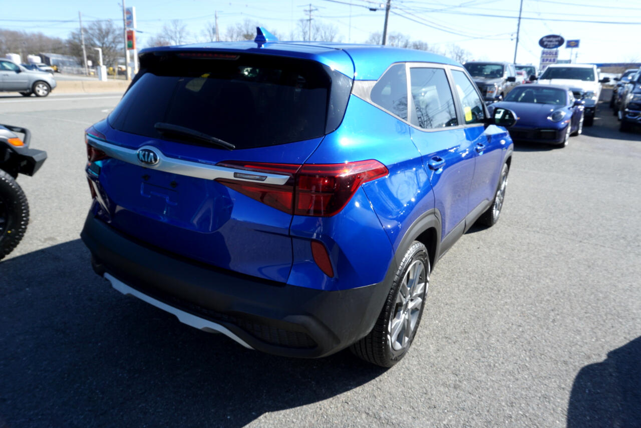 Vehicle image 4 of 19