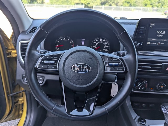 Vehicle image 21 of 21