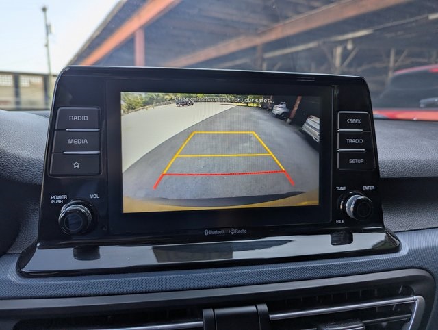 Vehicle image 15 of 21