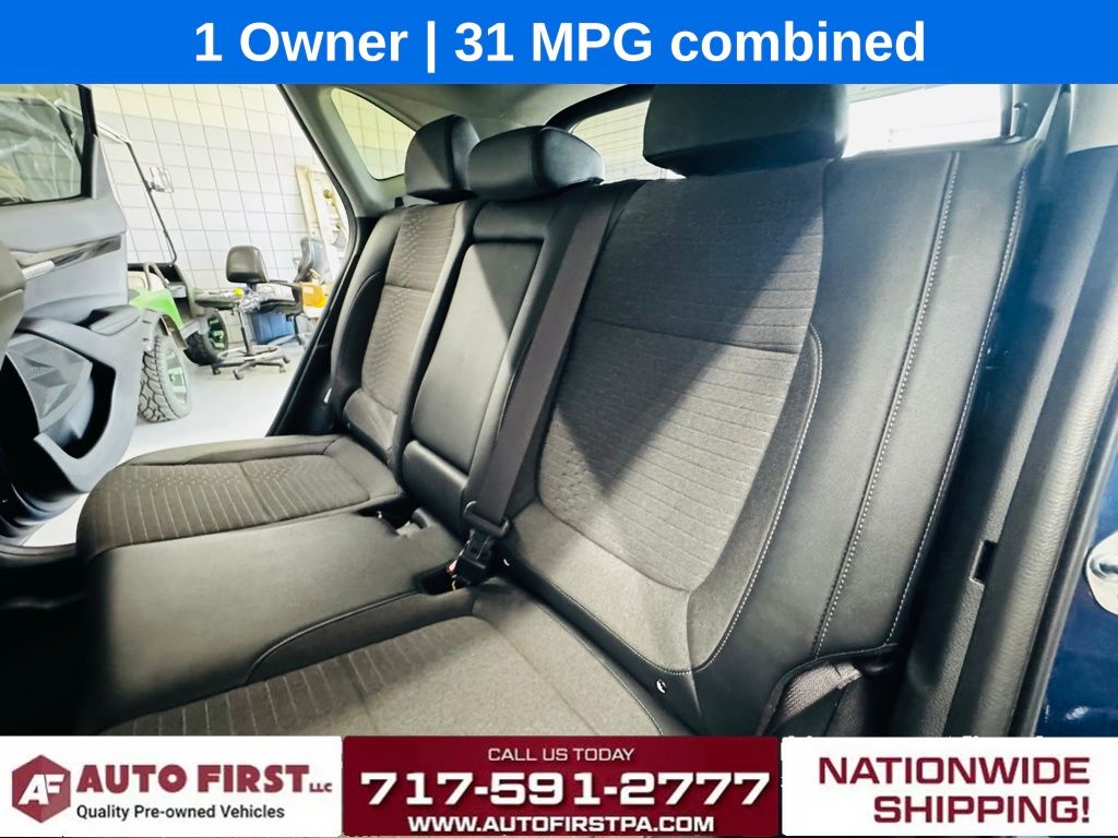 Vehicle image 20 of 26