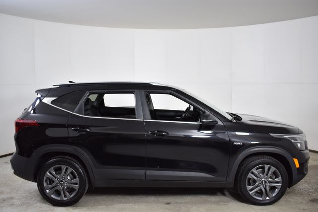Vehicle image 6 of 30