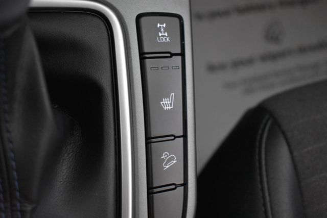 Vehicle image 29 of 30