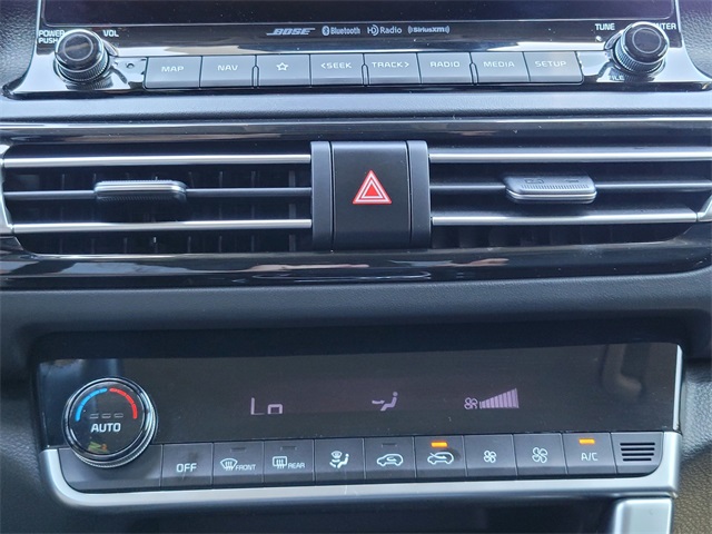 Vehicle image 20 of 27