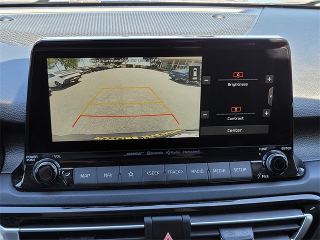 Vehicle image 19 of 27
