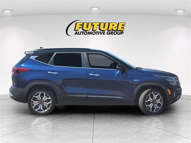 Vehicle image 4 of 27