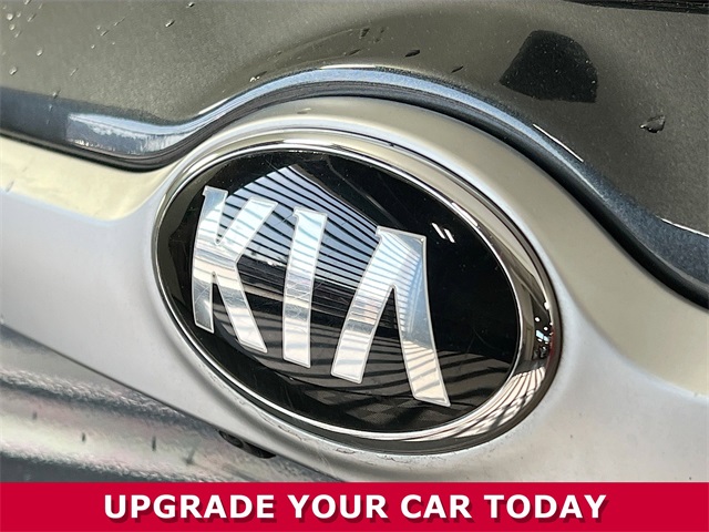 Vehicle image 31 of 34