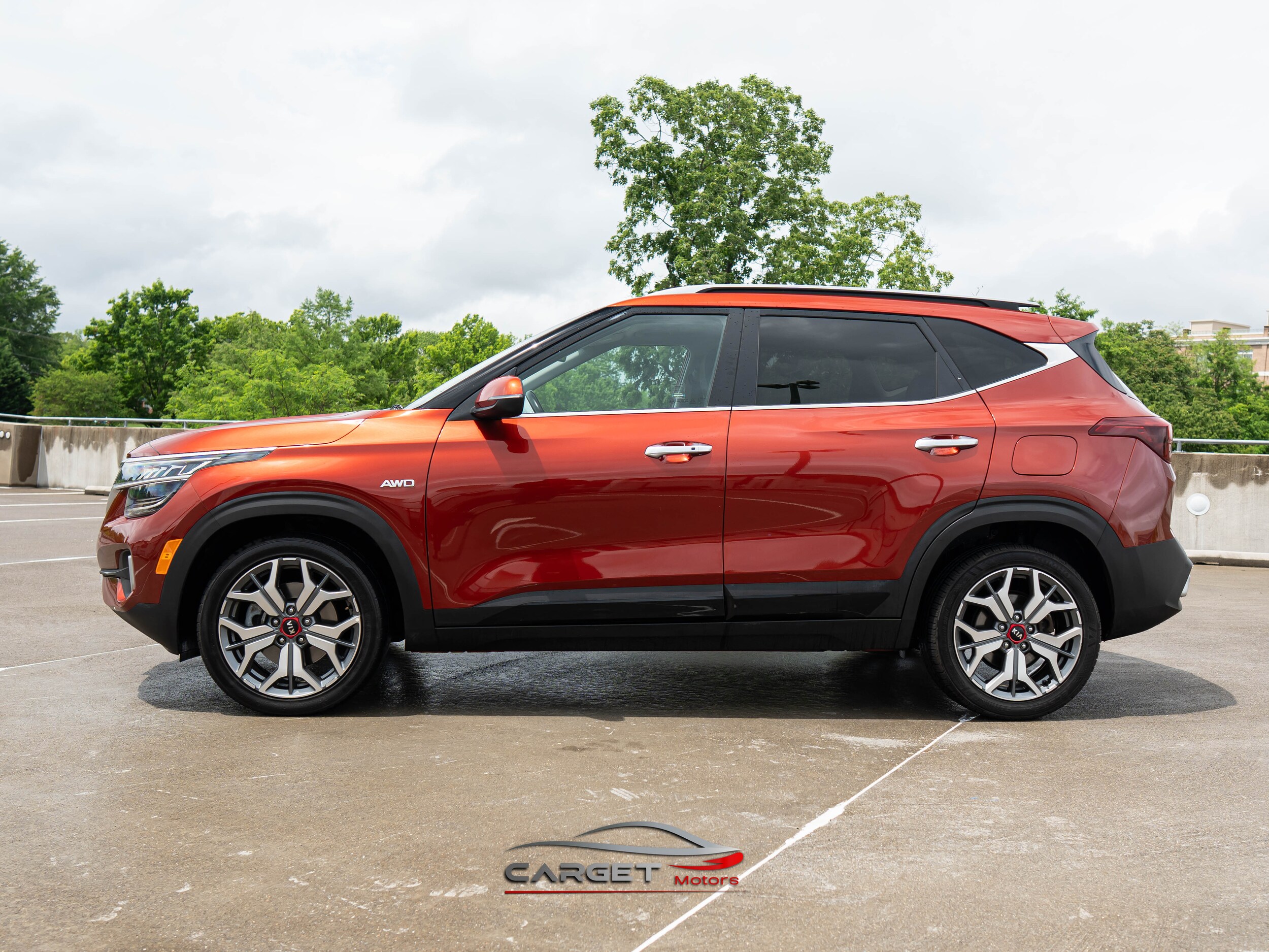 Vehicle image 2 of 49
