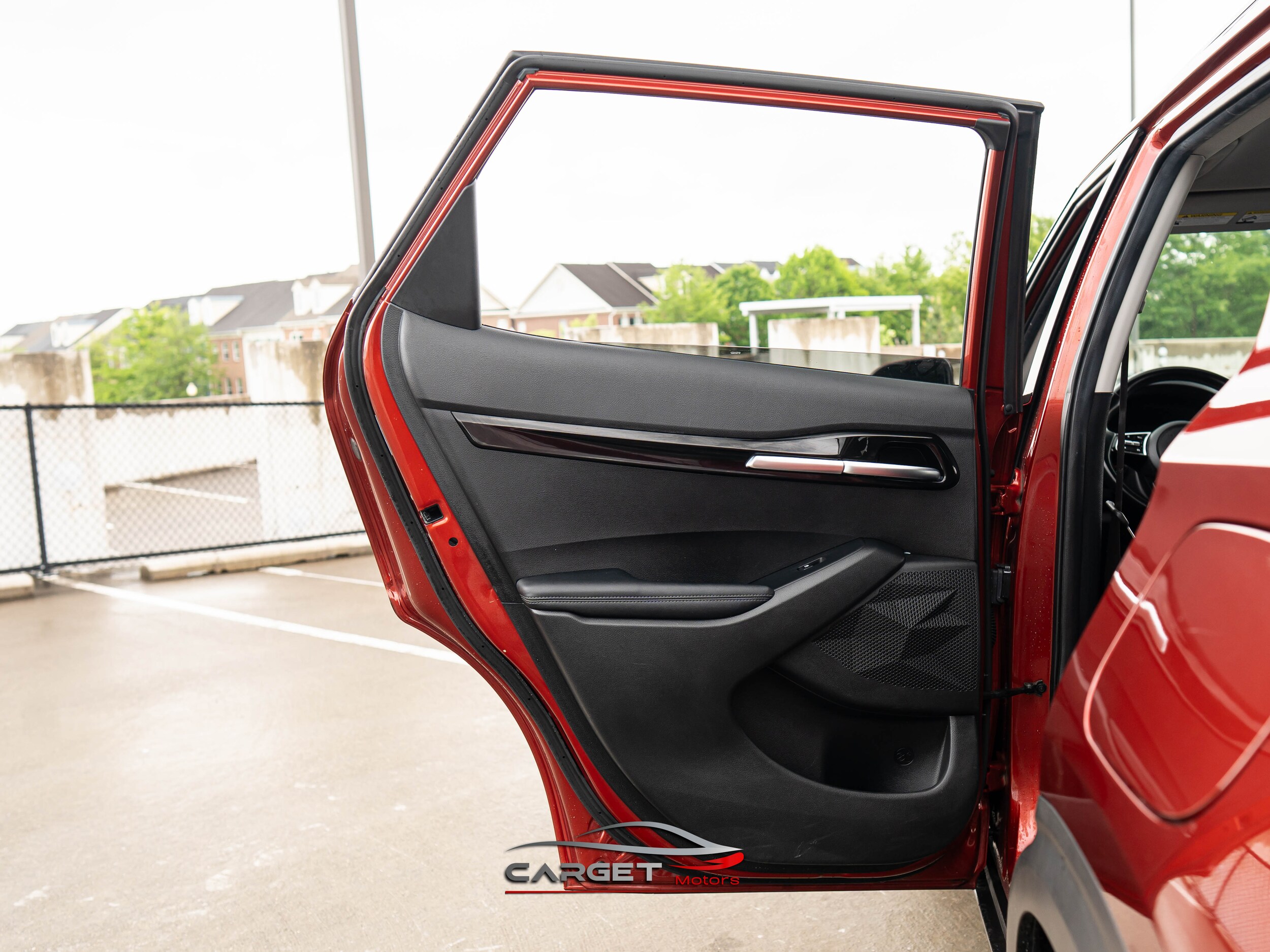 Vehicle image 40 of 49