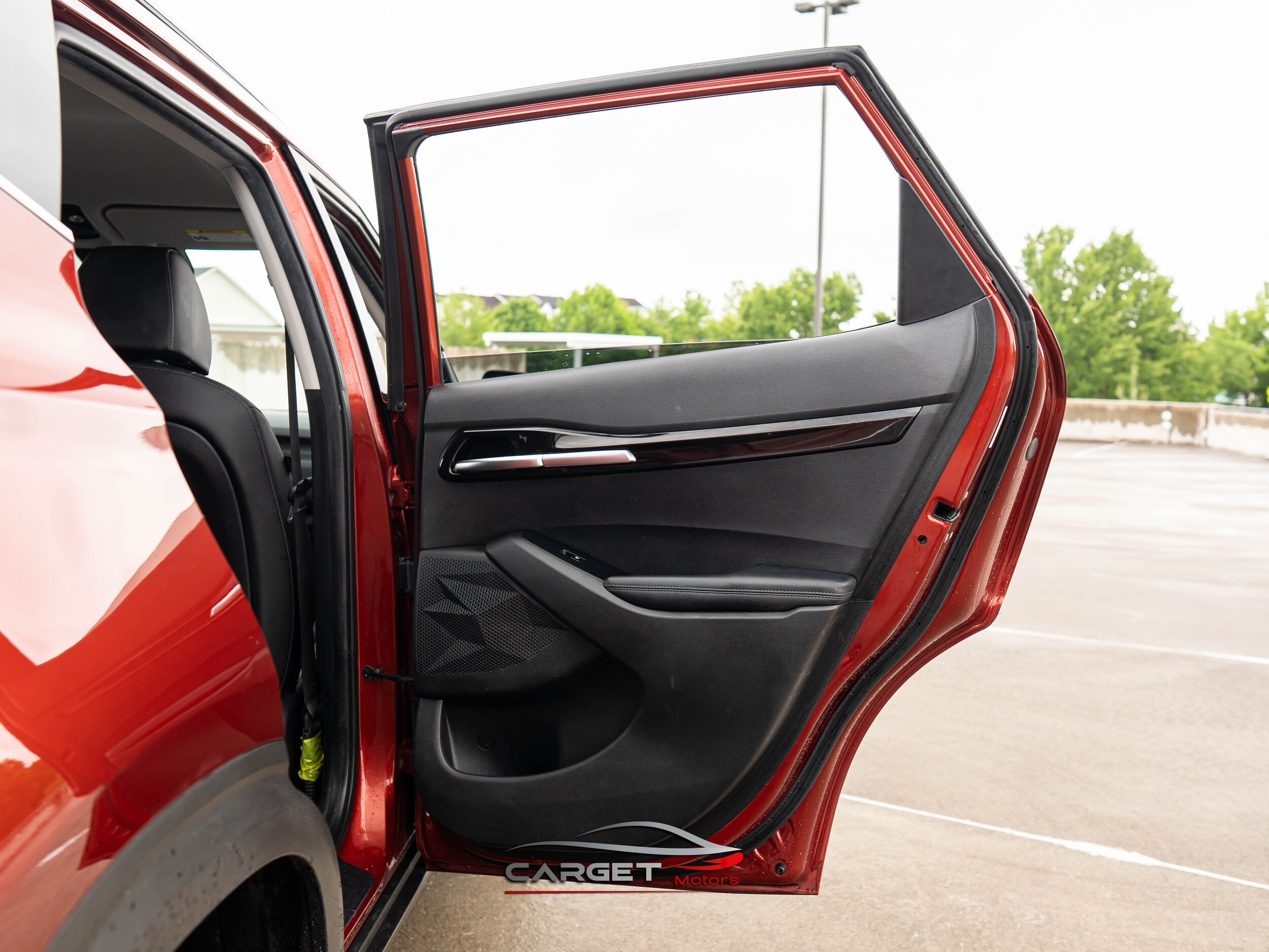 Vehicle image 41 of 49