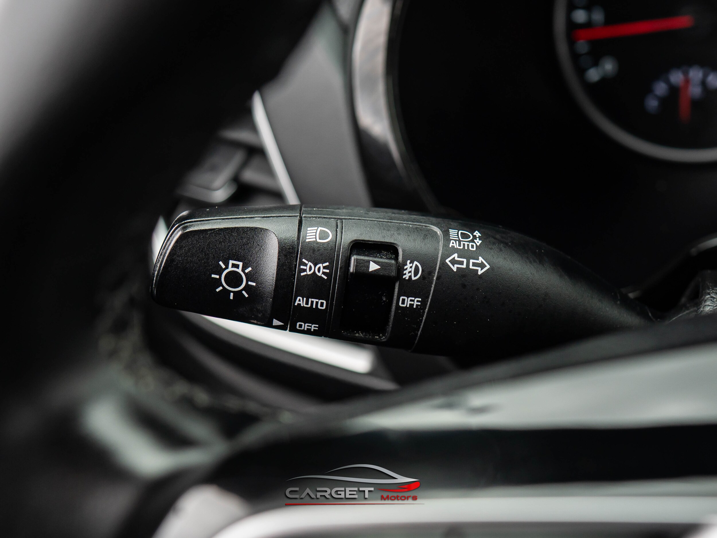 Vehicle image 27 of 49