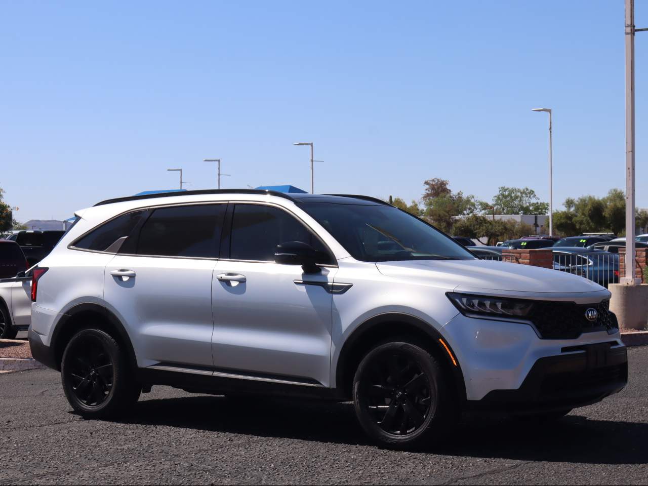 2021 Kia Sorento S Image 1 of 11