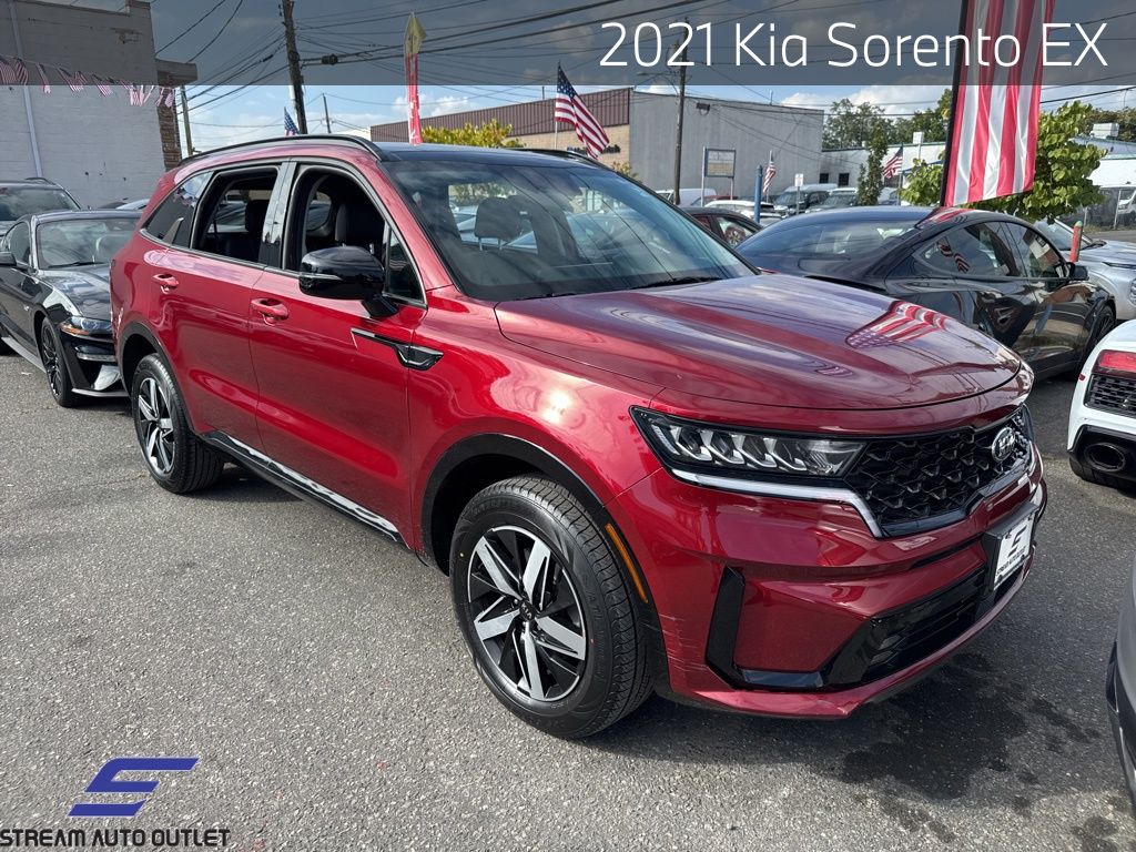 Vehicle image 3 of 32