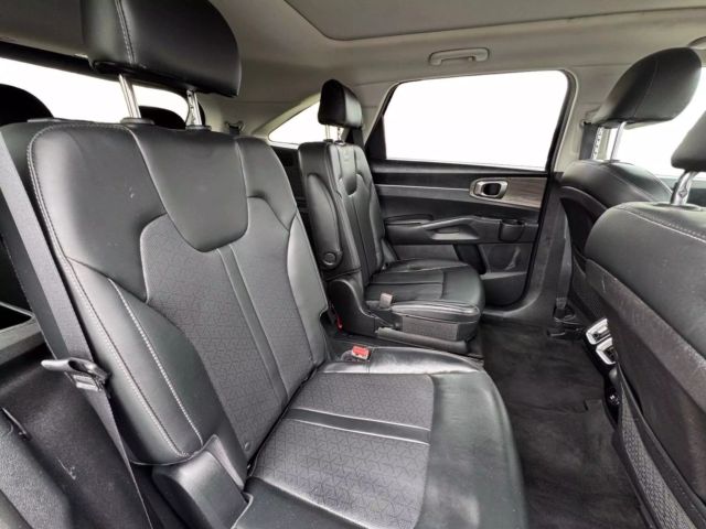 Vehicle image 12 of 38