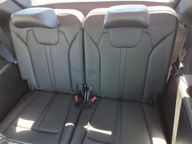 2021 Kia Sorento S Image 11 of 33