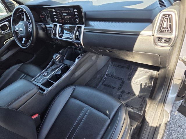 2021 Kia Sorento S Image 14 of 33