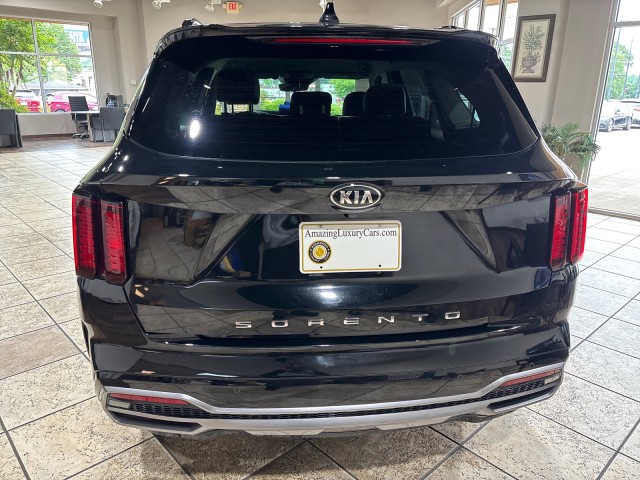Vehicle image 6 of 33
